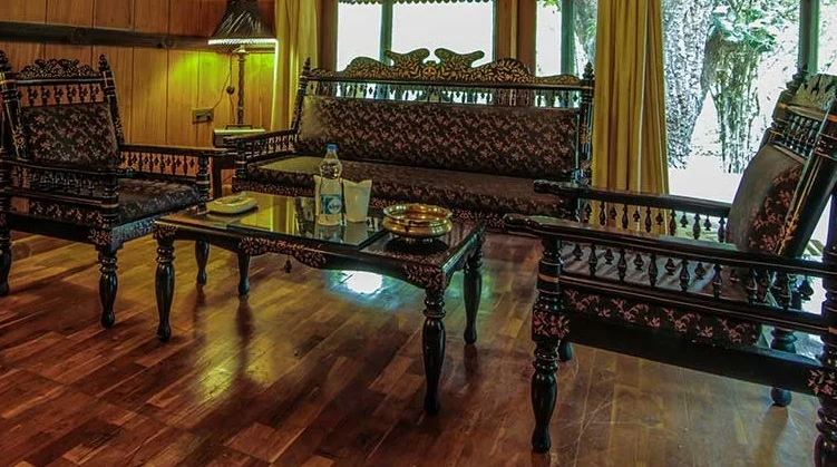 Kerala-Theme-Cottage-Inside-Sitting