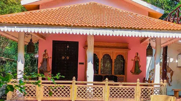 Rajasthan-Theme-Cottage.