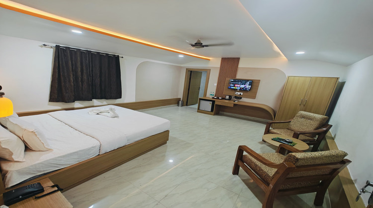 nature's lap resort premium room