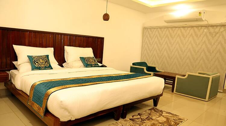 panna tiger resort room